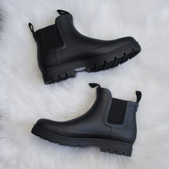 Everlane Black Rubber Rain Boot - Picture 2 of 6